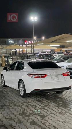 تۆیۆتا کامری